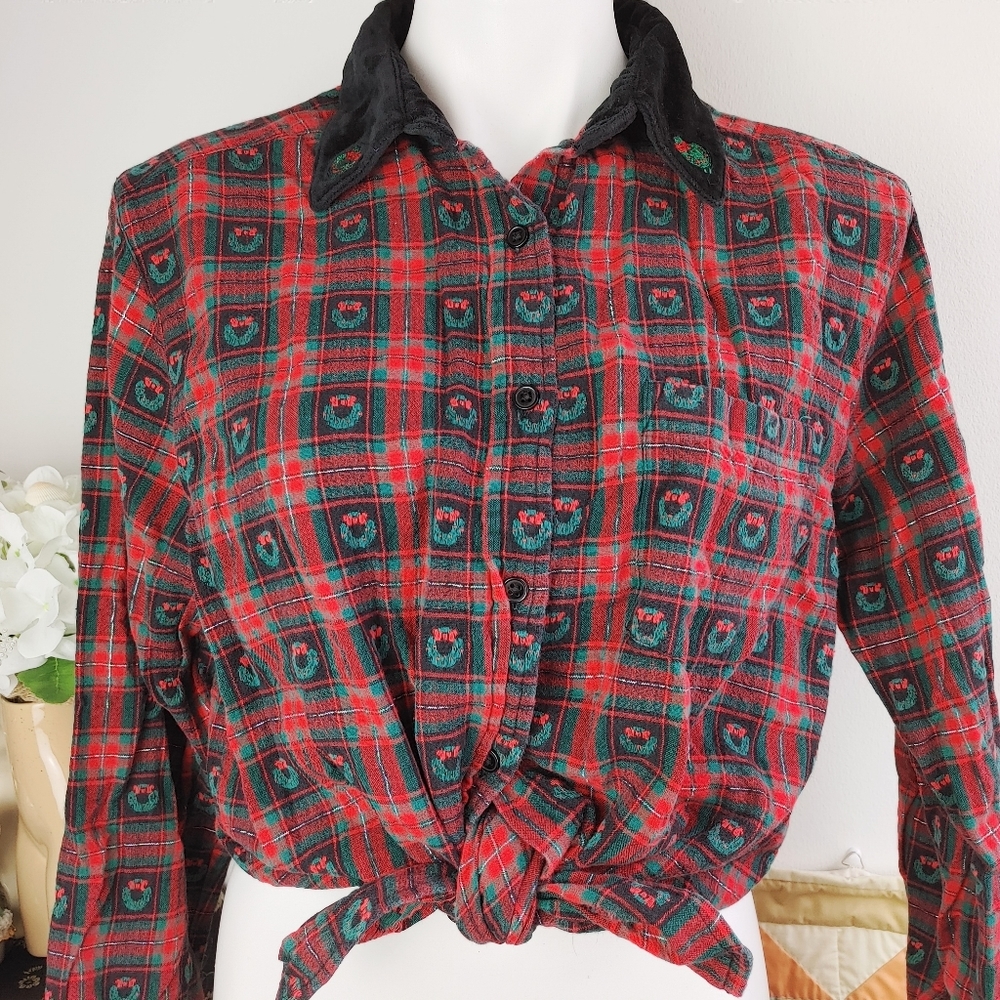 🎄LAST CHANCE🎄 Indie Grunge Holiday Christmas Wreath Plaid Button Down